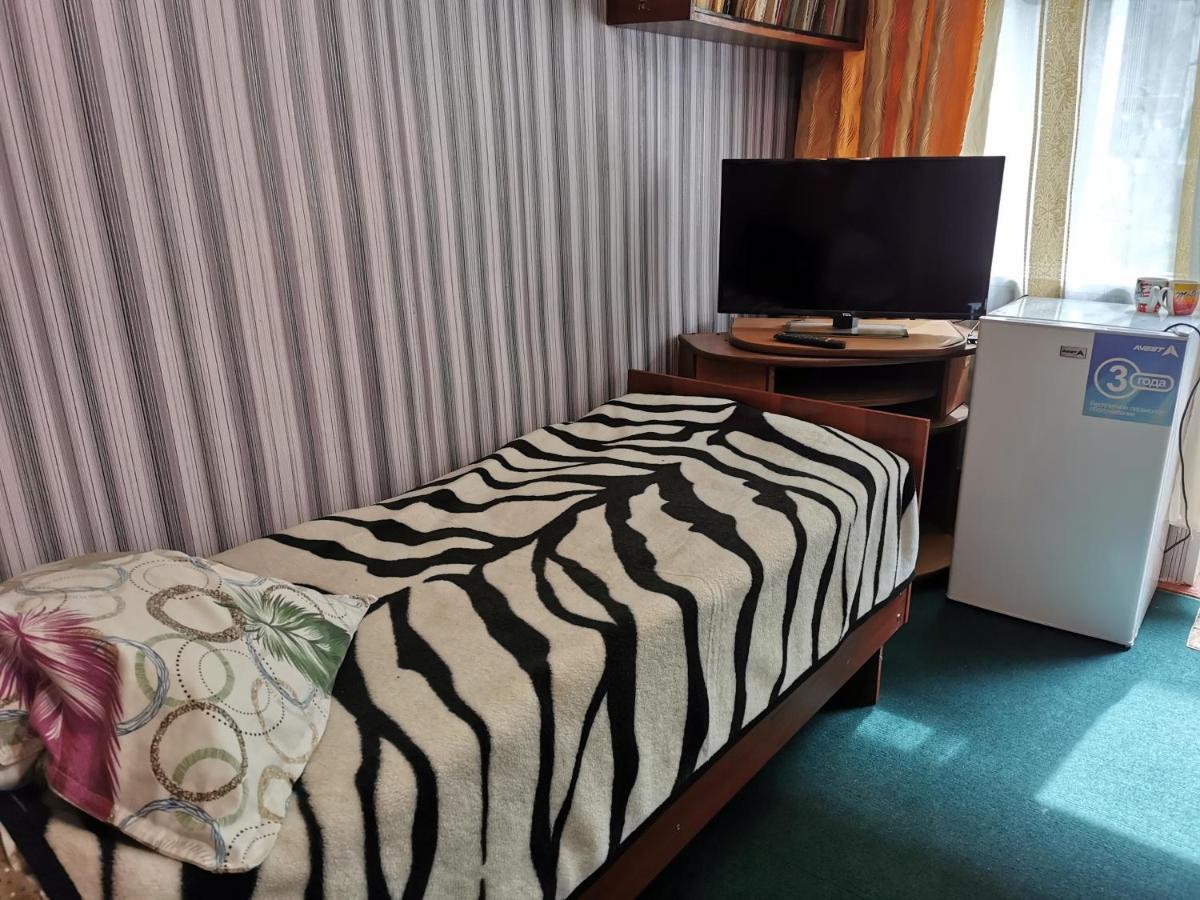 Petrovskaya Pristan 2 Hotel Cholponata Buitenkant foto