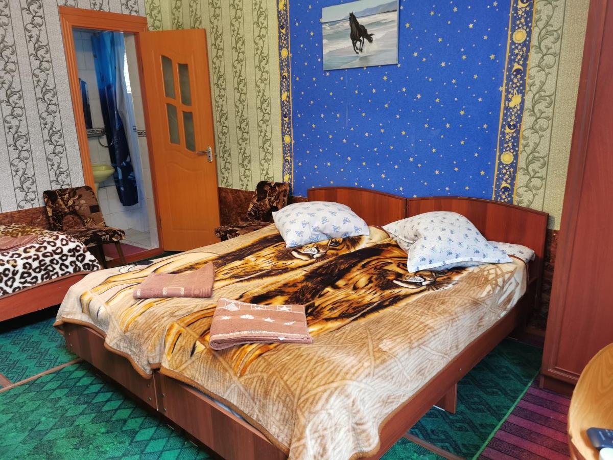 Petrovskaya Pristan 2 Hotel Cholponata Buitenkant foto
