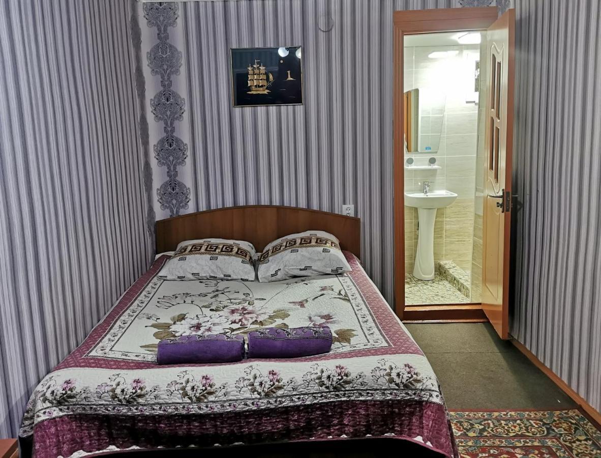 Petrovskaya Pristan 2 Hotel Cholponata Buitenkant foto