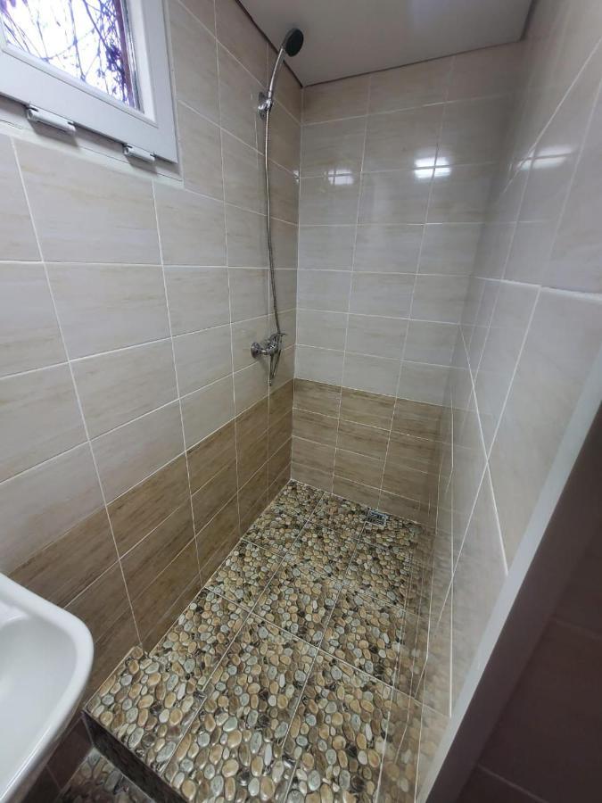 Petrovskaya Pristan 2 Hotel Cholponata Buitenkant foto