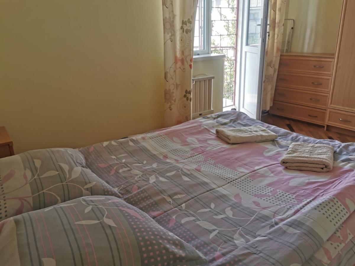 Petrovskaya Pristan 2 Hotel Cholponata Buitenkant foto