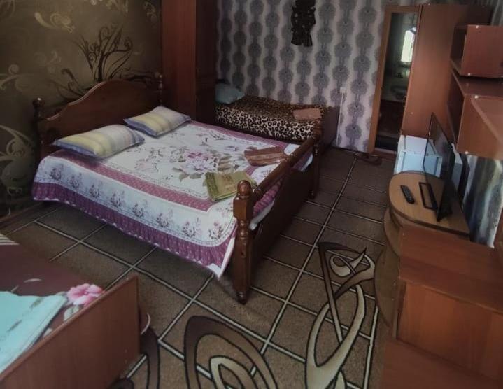 Petrovskaya Pristan 2 Hotel Cholponata Buitenkant foto